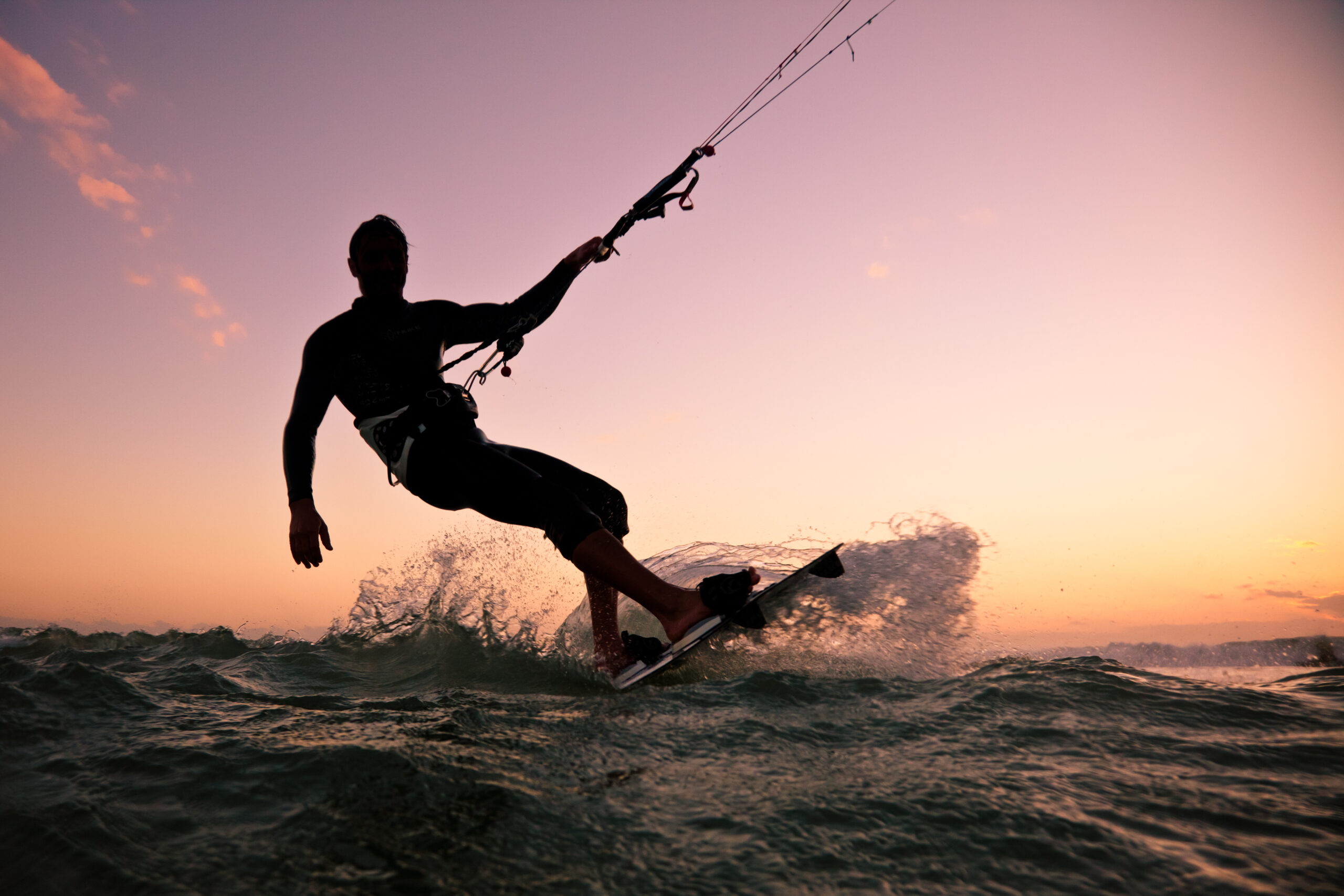 Lesen Sie mehr über den Artikel Kitesurfing w Jastarni – sprawdź najlepszy spot!