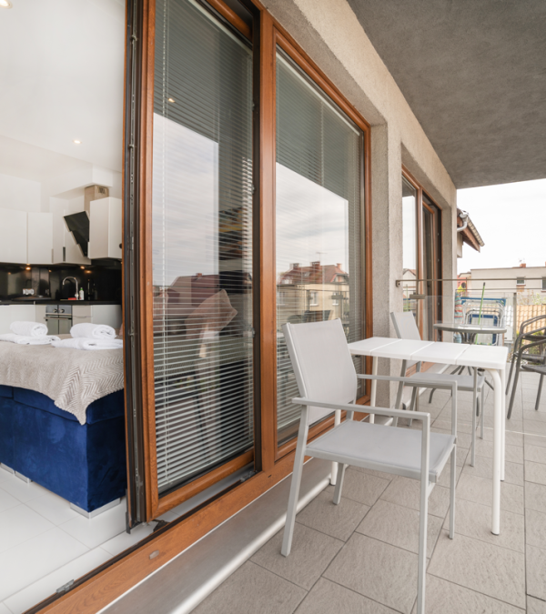 Studio-Mini-Apartment-Jastastarnia-Balkon
